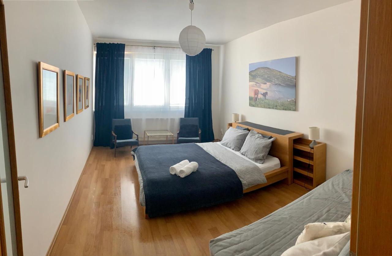 Bl City View Apartment, 24Hr Self Check-In, Free Private Parking, Panoramic View From Balcony, 5-Minute Walk To City Centre Banská Bystrica Dış mekan fotoğraf